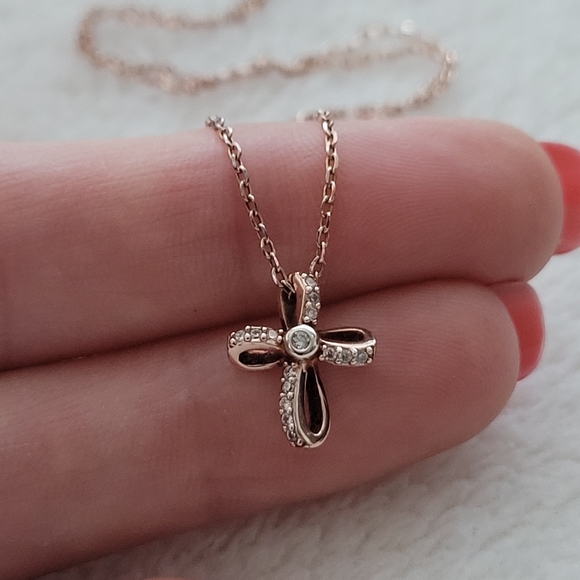 Jools.Silver.Greece NEW in BOX 925 SS Ribbon Cross Necklace Cubic Zirc… - Picture 8 of 14